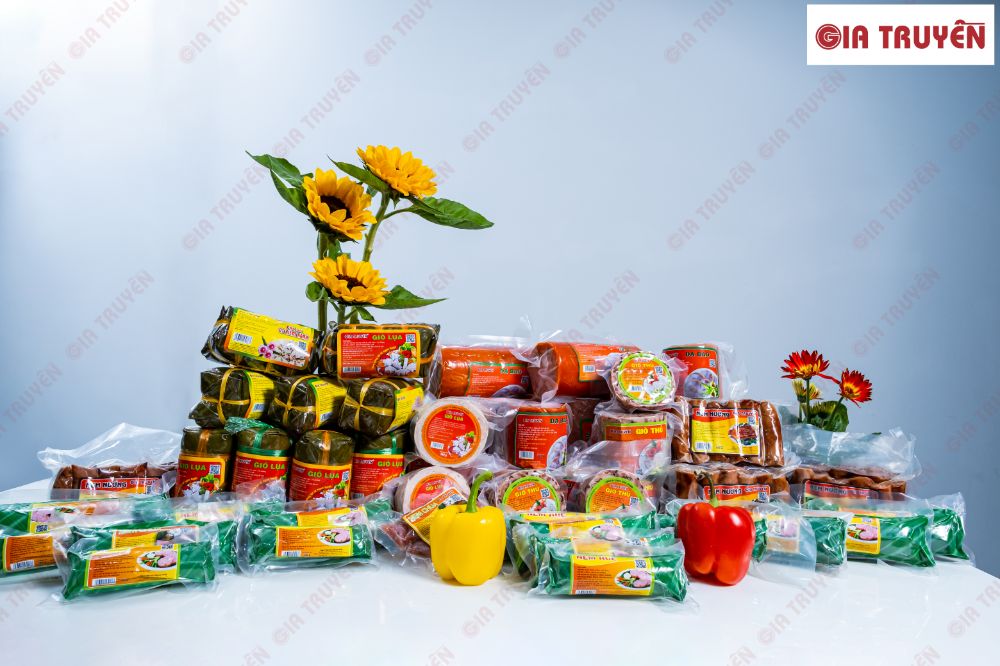 Cung cấp thực phẩm ăn liền CÓ SẴN - Giò lụa tiêu