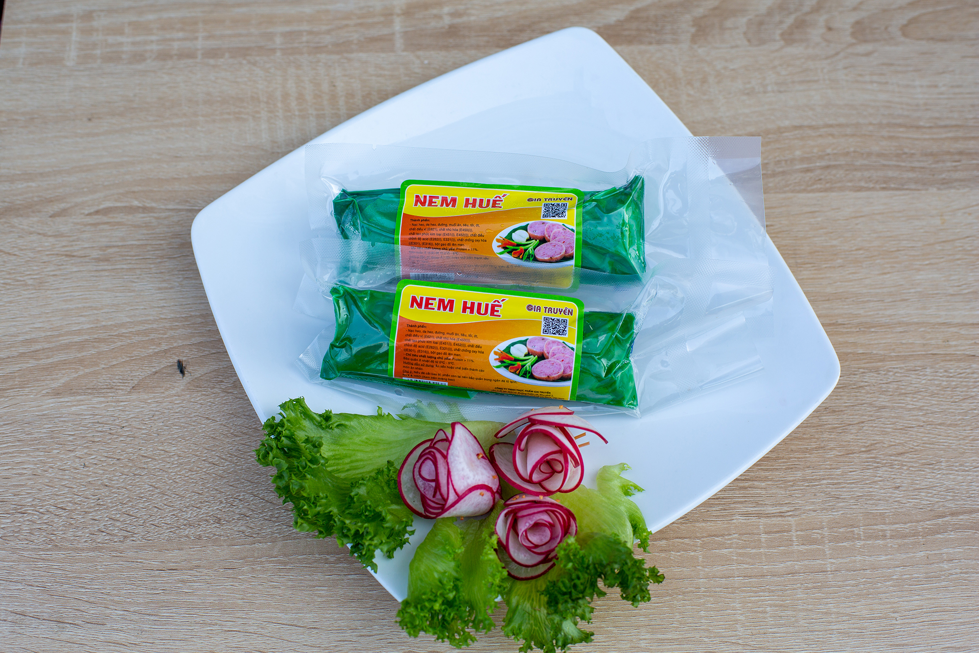 Truyền thống và sự phát triển của Nem Huế qua thời gian
